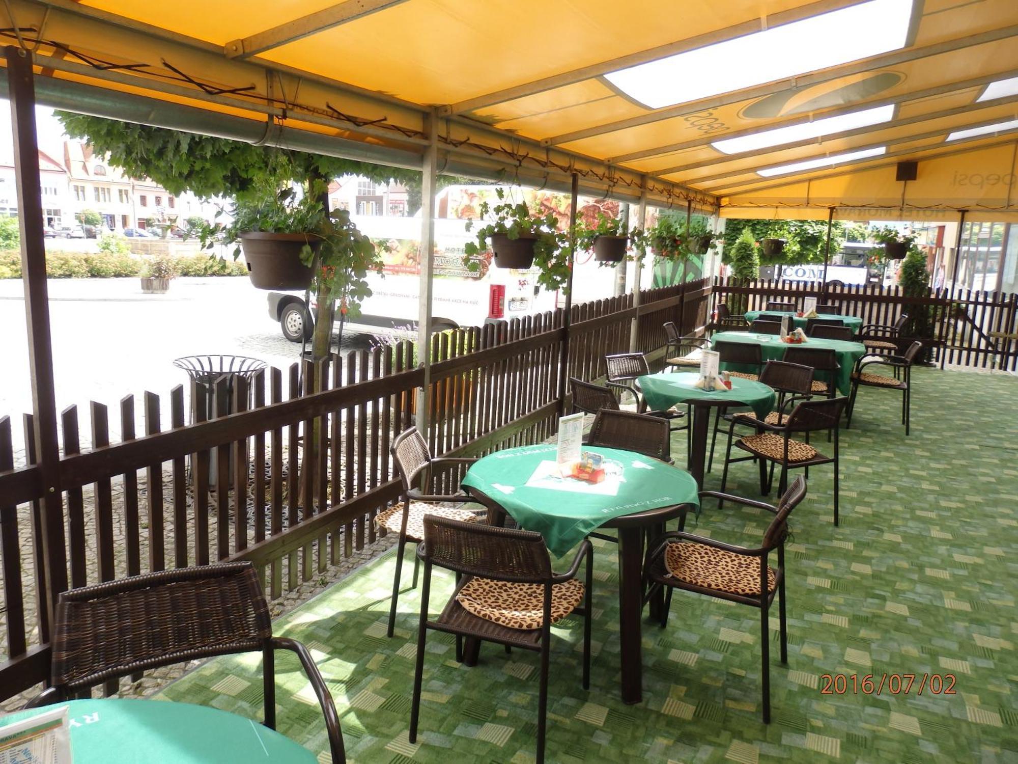Hotel Morava Jevicko Exterior photo